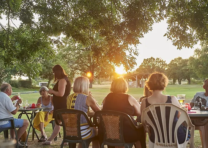 Domaine Parque de vacaciones 4*